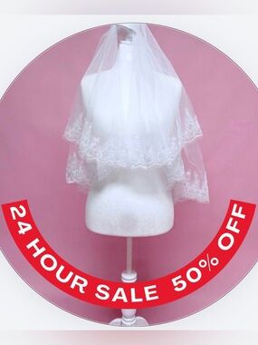 Two-Tier White Lace Bridal Veil